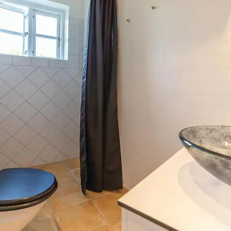 Semesterbostad Beautiful In W/ 5 Bedrooms Slagelse