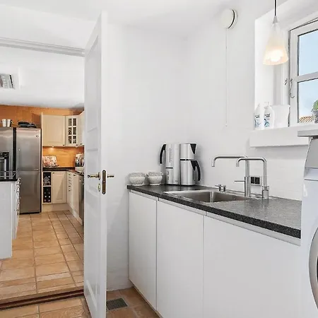 Beautiful In W/ 5 Bedrooms Semesterbostad Slagelse