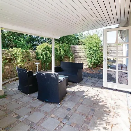 Semesterbostad Beautiful In W/ 5 Bedrooms Slagelse