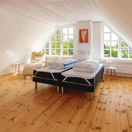 Beautiful In W/ 5 Bedrooms Semesterbostad Slagelse
