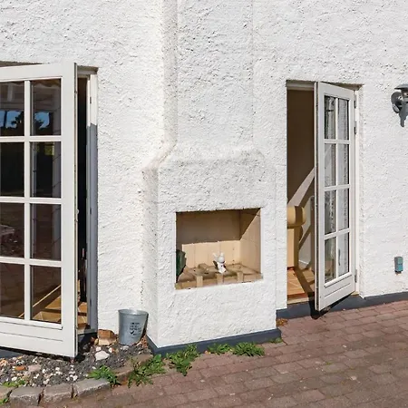 Beautiful In W/ 5 Bedrooms Semesterbostad *